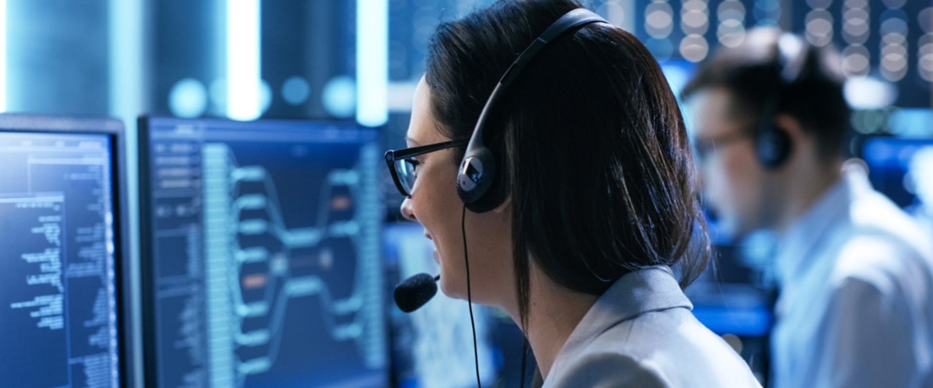 Factors to Consider When Choosing Between Cloud-Based and Traditional Solutions for Your Call Center