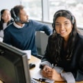 How should a beginner answer a call center interview?