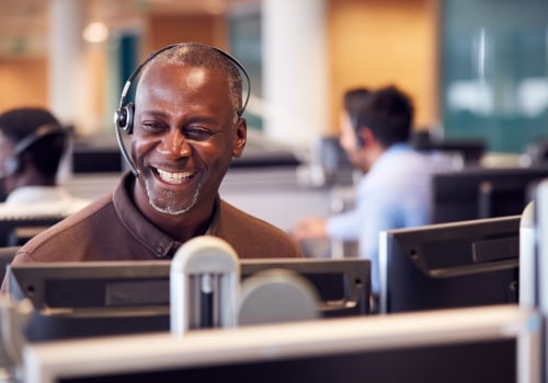 What are the duties of a call center agent?